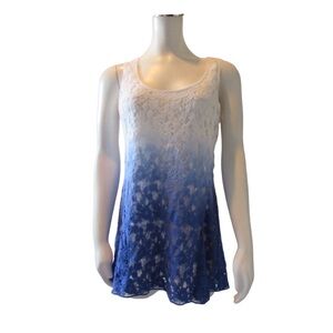 V-Cristina blue & white crochet top / tunic